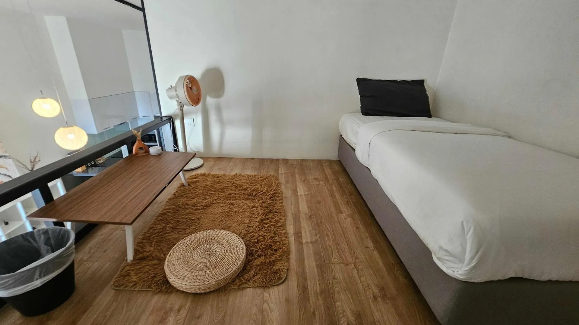 Апартаменты Four Season Suite - The Establishment Bangsar By Parallel Airbnb Куала-Лумпур Малайзия