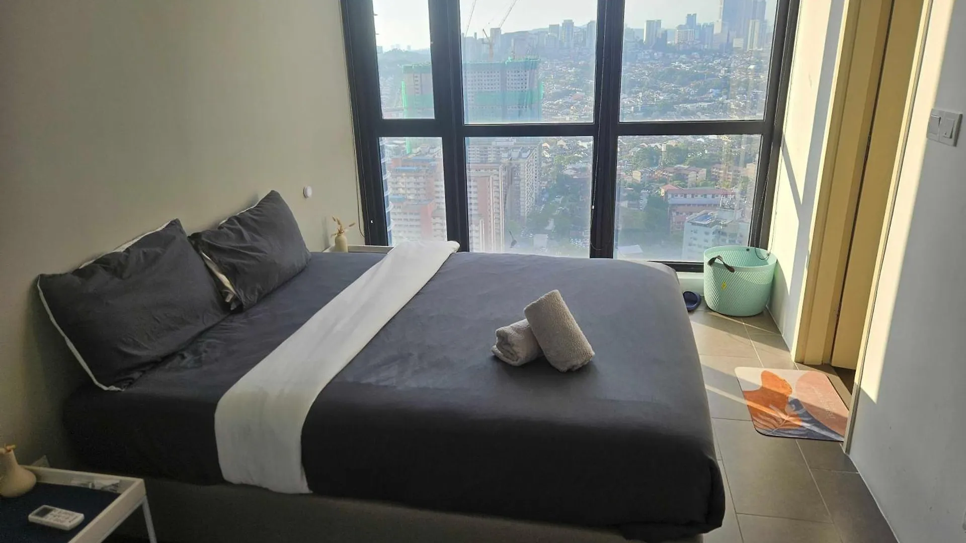 Four Season Suite - The Establishment Bangsar By Parallel Airbnb Куала-Лумпур Апартаменты